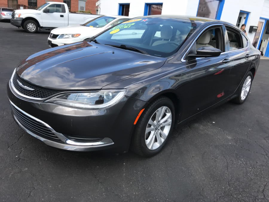2016 Chrysler 200 4dr Sdn Limited FWD, available for sale in Bridgeport, Connecticut | Affordable Motors Inc. Bridgeport, Connecticut