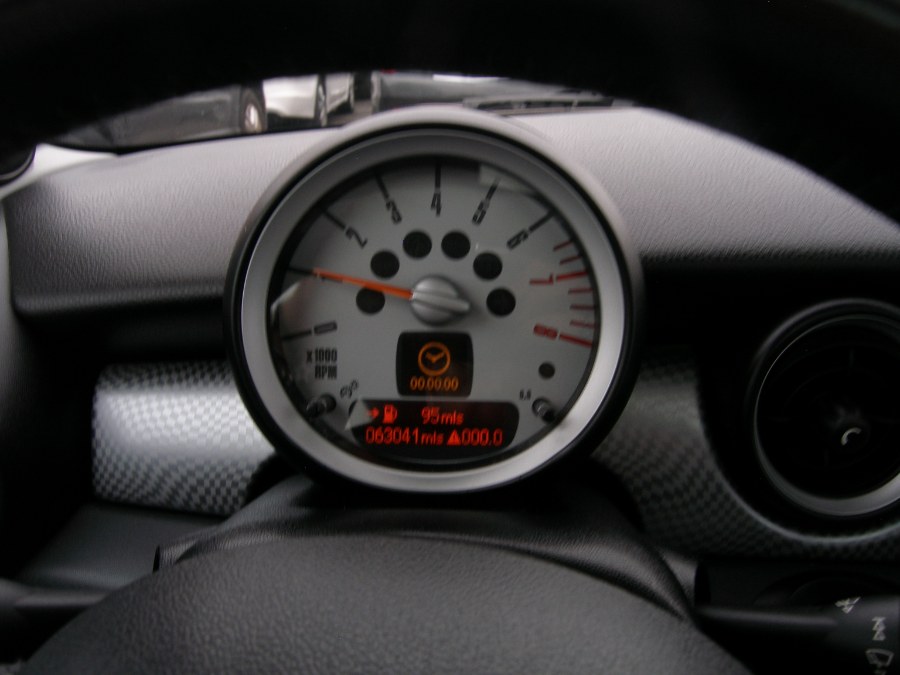 2010 MINI Cooper Clubman 2dr Cpe S, available for sale in Stratford, Connecticut | Wiz Leasing Inc. Stratford, Connecticut 2010 MINI Cooper Clubman 2dr Cpe S, available for sale in Stratford, Connecticut | Wiz Leasing Inc. Stratford, Connecticut