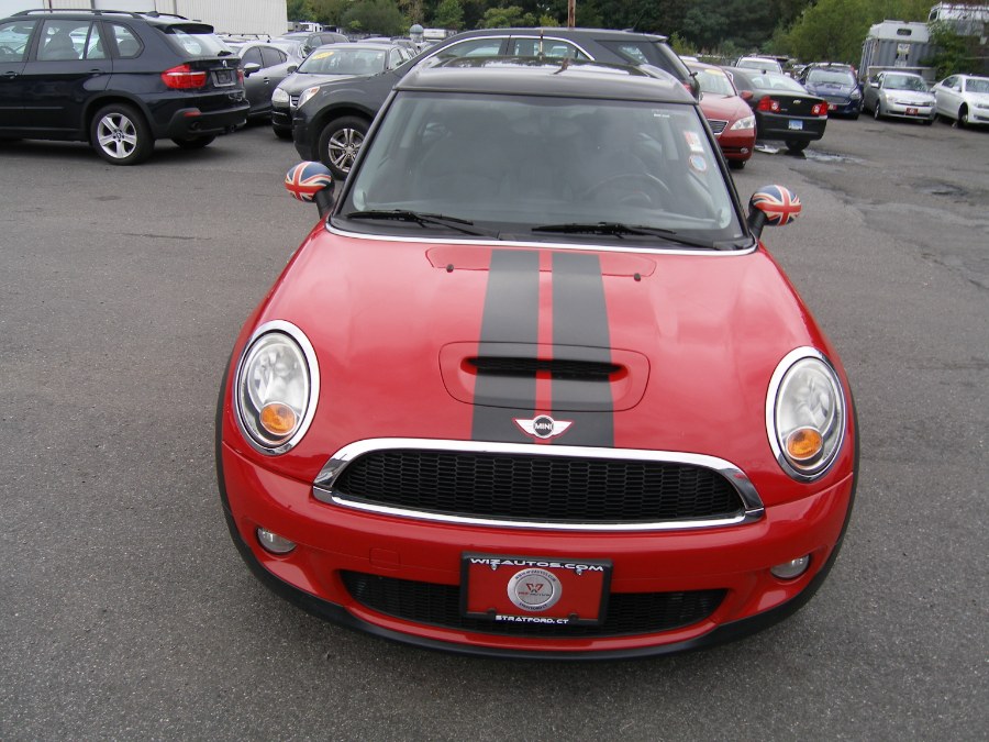2010 MINI Cooper Clubman 2dr Cpe S, available for sale in Stratford, Connecticut | Wiz Leasing Inc. Stratford, Connecticut 2010 MINI Cooper Clubman 2dr Cpe S, available for sale in Stratford, Connecticut | Wiz Leasing Inc. Stratford, Connecticut