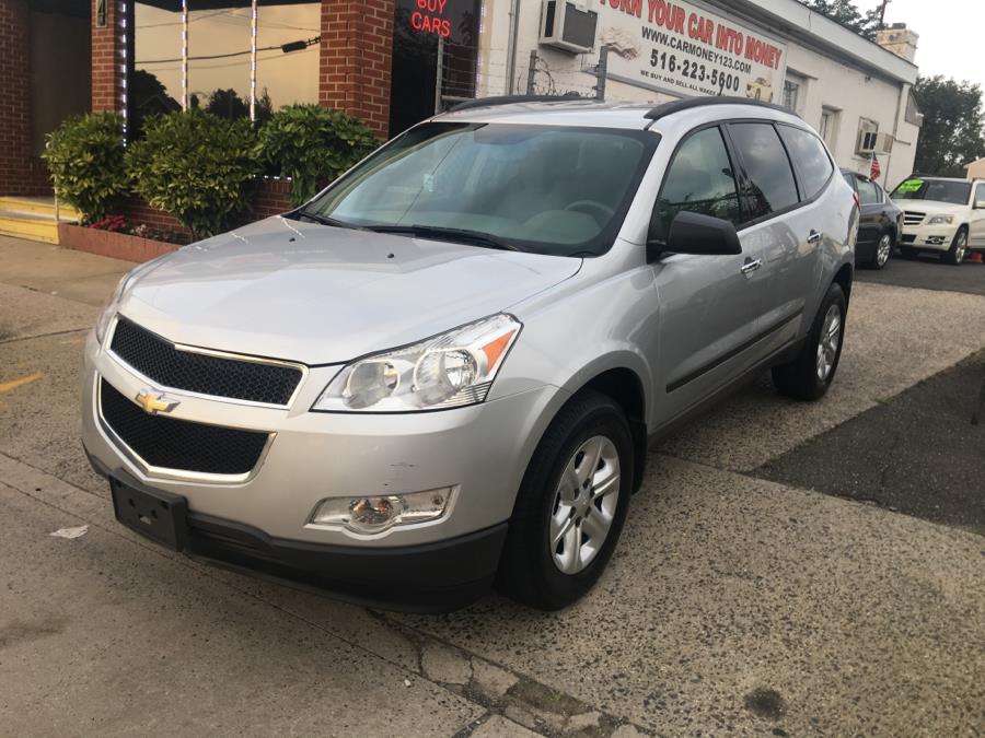 2012 Chevrolet Traverse FWD 4dr LS, available for sale in Baldwin, New York | Carmoney Auto Sales. Baldwin, New York