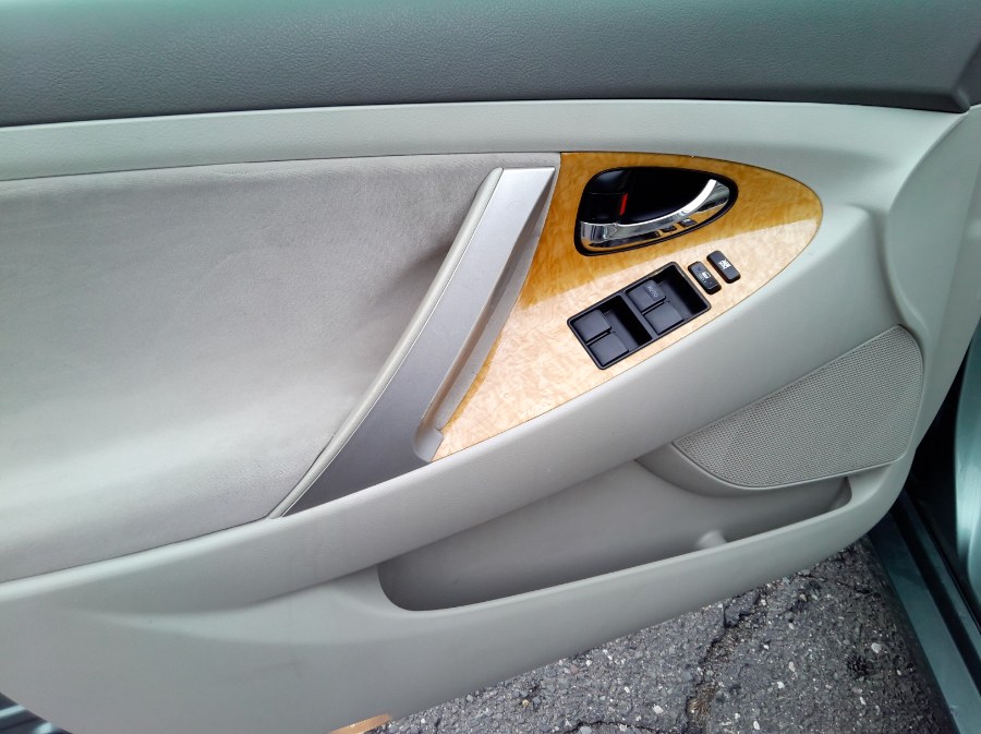 2007 Toyota Camry 4dr Sdn I4 Auto XLE (Natl), available for sale in Manchester, Connecticut | Best Auto Sales LLC. Manchester, Connecticut 2007 Toyota Camry 4dr Sdn I4 Auto XLE (Natl), available for sale in Manchester, Connecticut | Best Auto Sales LLC. Manchester, Connecticut