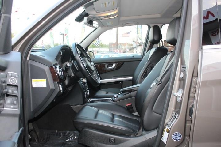 2014 Mercedes-benz Glk 350 4MATIC, available for sale in Paterson, New Jersey | Fast Track Motors. Paterson, New Jersey 2014 Mercedes-benz Glk 350 4MATIC, available for sale in Paterson, New Jersey | Fast Track Motors. Paterson, New Jersey