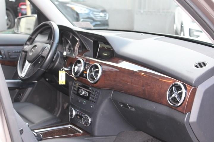 2014 Mercedes-benz Glk 350 4MATIC, available for sale in Paterson, New Jersey | Fast Track Motors. Paterson, New Jersey 2014 Mercedes-benz Glk 350 4MATIC, available for sale in Paterson, New Jersey | Fast Track Motors. Paterson, New Jersey