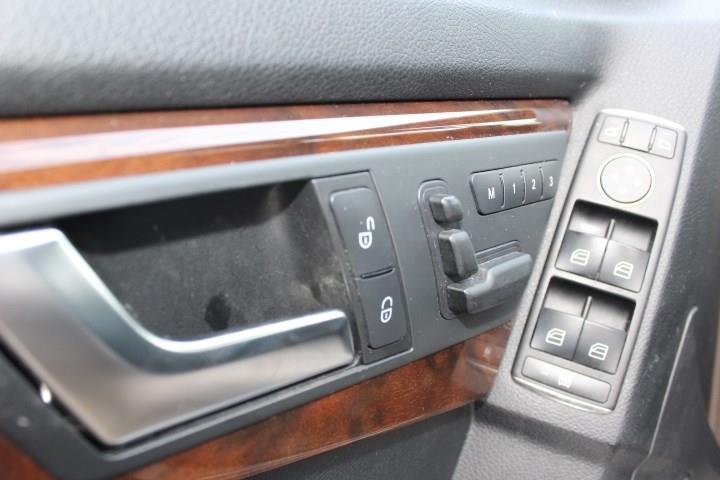 2014 Mercedes-benz Glk 350 4MATIC, available for sale in Paterson, New Jersey | Fast Track Motors. Paterson, New Jersey 2014 Mercedes-benz Glk 350 4MATIC, available for sale in Paterson, New Jersey | Fast Track Motors. Paterson, New Jersey