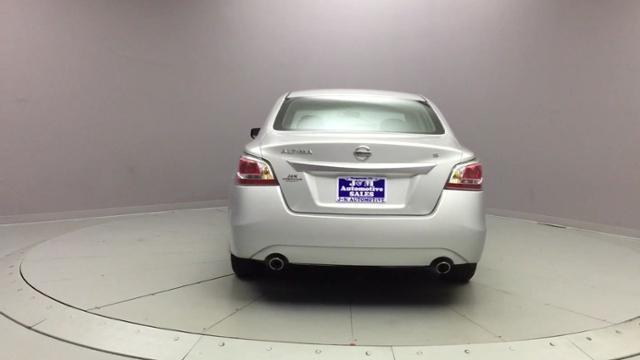 2015 Nissan Altima 4dr Sdn I4 2.5 S, available for sale in Naugatuck, Connecticut | J&M Automotive Sls&Svc LLC. Naugatuck, Connecticut 2015 Nissan Altima 4dr Sdn I4 2.5 S, available for sale in Naugatuck, Connecticut | J&M Automotive Sls&Svc LLC. Naugatuck, Connecticut