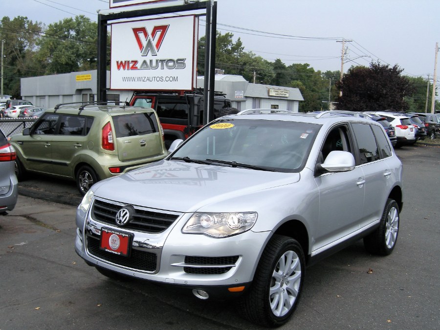 2010 Volkswagen Touareg 4dr VR6, available for sale in Stratford, Connecticut | Wiz Leasing Inc. Stratford, Connecticut