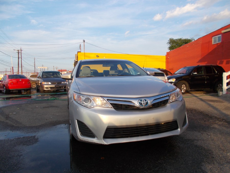 2012 Toyota Camry Hybrid 4dr Sdn LE, available for sale in Temple Hills, Maryland | Temple Hills Used Car. Temple Hills, Maryland