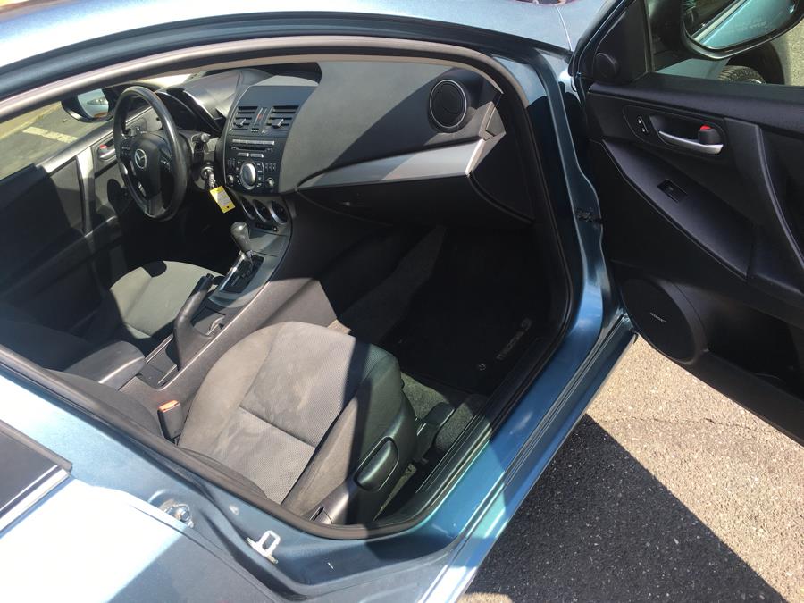 Used Mazda Mazda3 2010 | Riverside Motorcars, LLC. Naugatuck, Connecticut Used Mazda Mazda3 2010 | Riverside Motorcars, LLC. Naugatuck, Connecticut