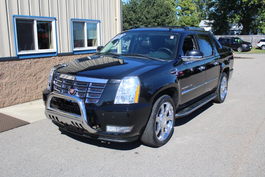 2010 Cadillac Escalade EXT AWD 4dr Luxury, available for sale in East Windsor, Connecticut | Century Auto And Truck. East Windsor, Connecticut