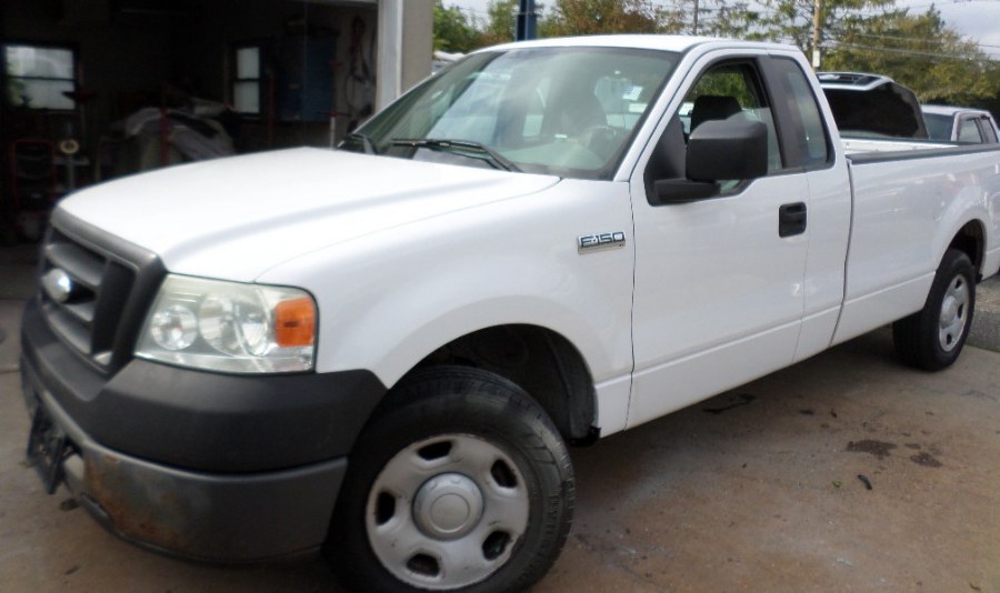 2007 Ford F-150 2WD Reg Cab 145" XL, available for sale in Patchogue, New York | Romaxx Truxx. Patchogue, New York
