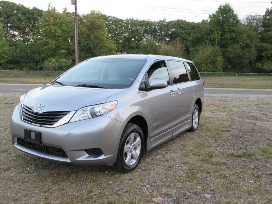 2011 Toyota Sienna 5dr 7-Pass Van V6 LE FWD, available for sale in Milford, Connecticut | Village Auto Sales. Milford, Connecticut