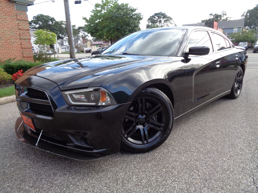 2013 Dodge Charger 4dr Sdn SE RWD, available for sale in Valley Stream, New York | NY Auto Traders. Valley Stream, New York