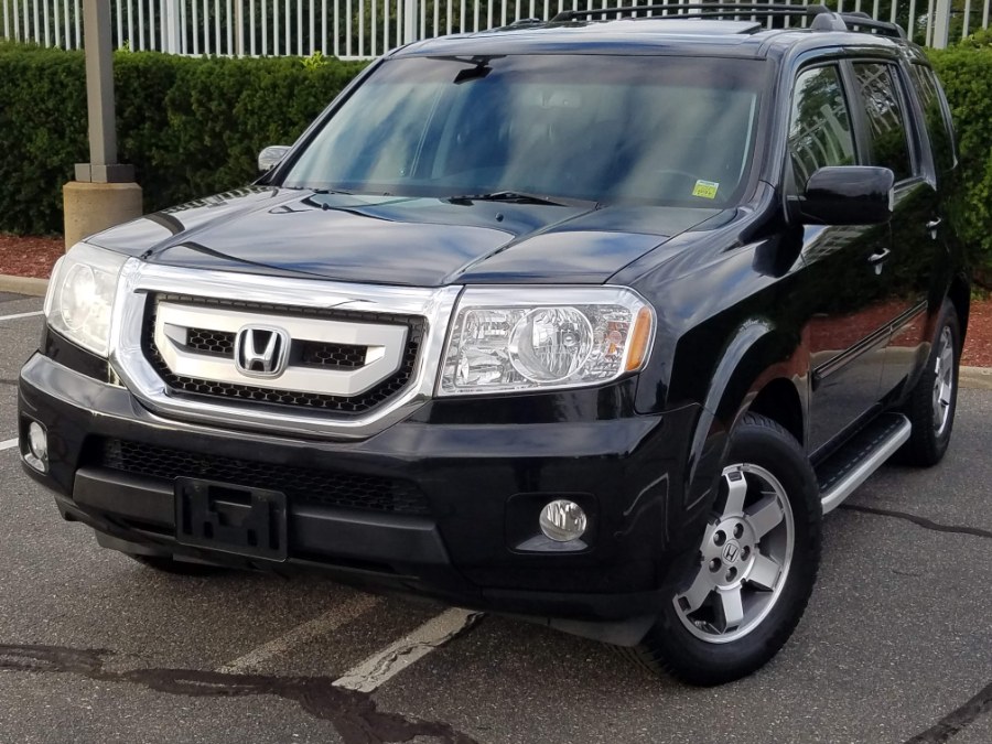 2010 Honda Pilot 4WD Touring w/Navigation,Leather,DVD, available for sale in Queens, NY