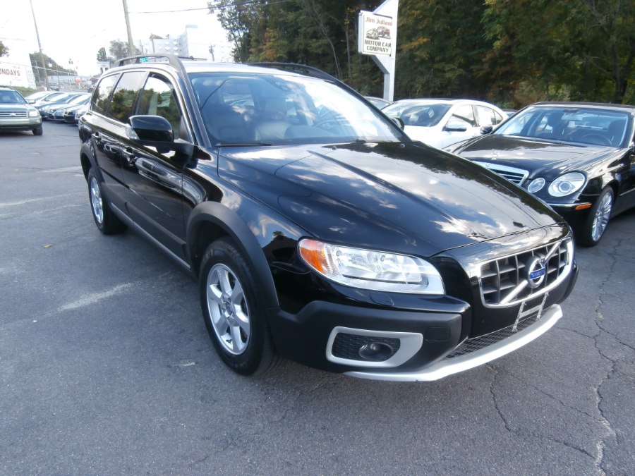 2013 Volvo XC70 AWD 4dr Wgn 3.2L Premier Plus PZEV, available for sale in Waterbury, Connecticut | Jim Juliani Motors. Waterbury, Connecticut