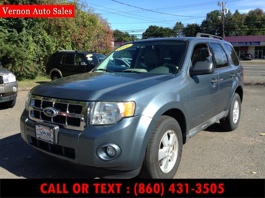 2010 Ford Escape 4WD 4dr XLT, available for sale in Manchester, Connecticut | Vernon Auto Sale & Service. Manchester, Connecticut