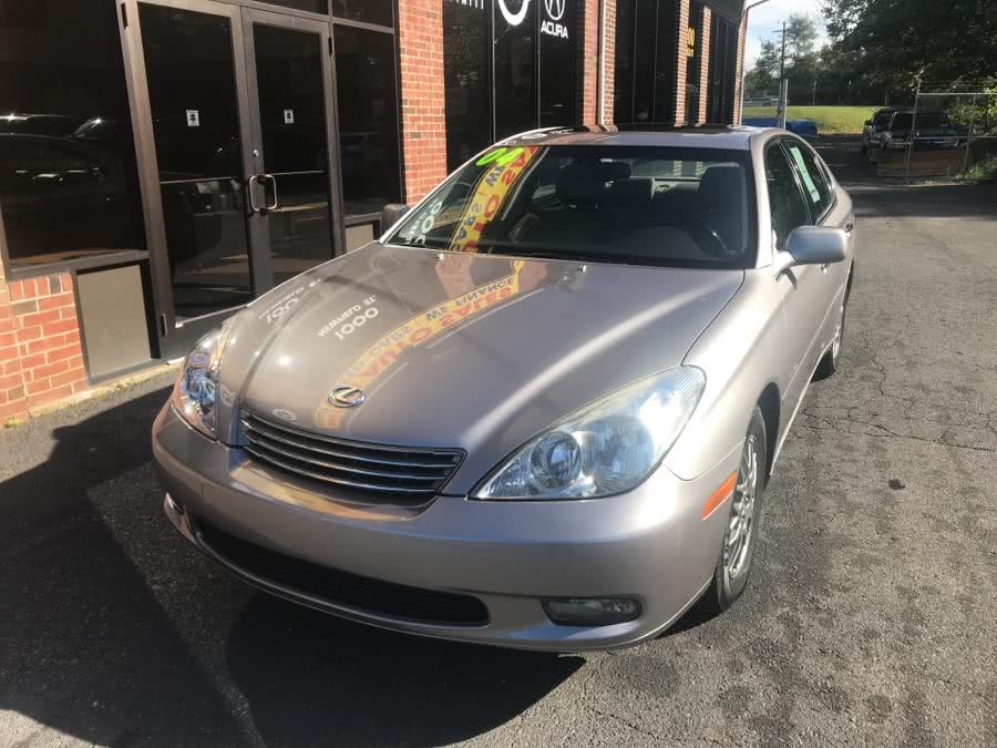 2004 Lexus ES 330 4dr Sdn, available for sale in Middletown, Connecticut | Newfield Auto Sales. Middletown, Connecticut