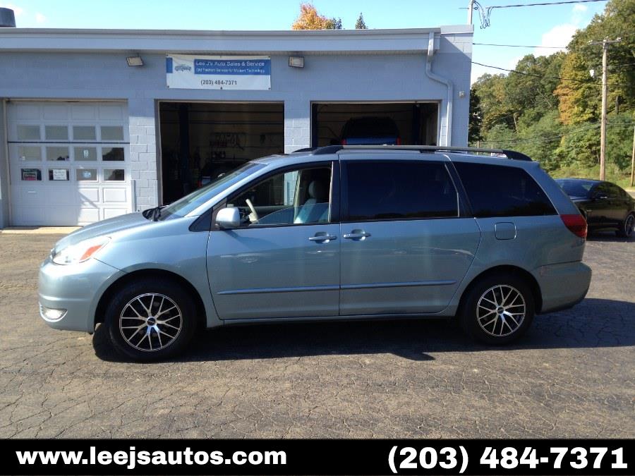 2005 Toyota Sienna 5dr XLE LTD FWD 7-Passenger, available for sale in North Branford, Connecticut | LeeJ's Auto Sales & Service. North Branford, Connecticut