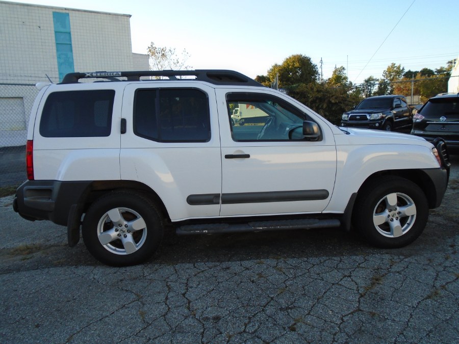 2006 Nissan Xterra 4dr S V6 Auto 4WD, available for sale in Milford, Connecticut | Dealertown Auto Wholesalers. Milford, Connecticut