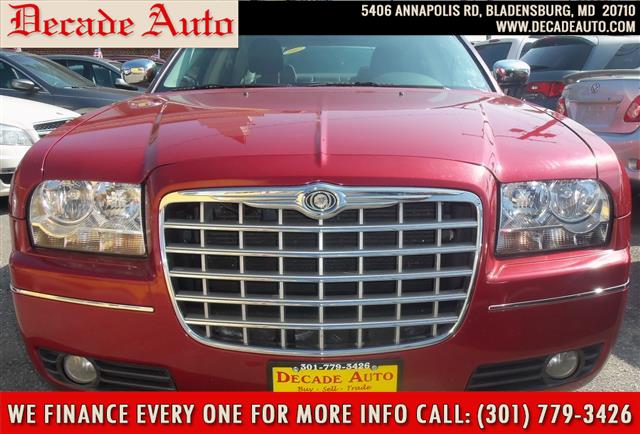 2010 Chrysler 300 4dr Sdn Touring, available for sale in Bladensburg, Maryland | Decade Auto. Bladensburg, Maryland