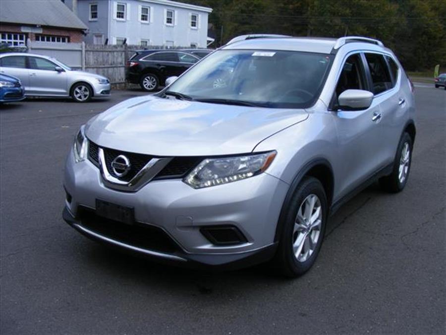 Used Nissan Rogue SV 2015 | Canton Auto Exchange. Canton, Connecticut