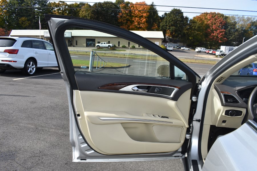 2014 Lincoln MKZ 4dr Sdn AWD, available for sale in Berlin, Connecticut | Tru Auto Mall. Berlin, Connecticut 2014 Lincoln MKZ 4dr Sdn AWD, available for sale in Berlin, Connecticut | Tru Auto Mall. Berlin, Connecticut