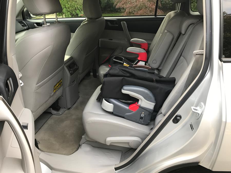 2008 Toyota Highlander 4WD 4dr Sport (Natl), available for sale in Corona, New York | Raymonds Cars Inc. Corona, New York 2008 Toyota Highlander 4WD 4dr Sport (Natl), available for sale in Corona, New York | Raymonds Cars Inc. Corona, New York