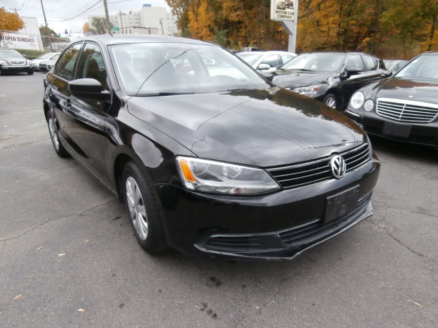 2013 Volkswagen Jetta Sedan 4dr Auto S *Ltd Avail*, available for sale in Waterbury, Connecticut | Jim Juliani Motors. Waterbury, Connecticut