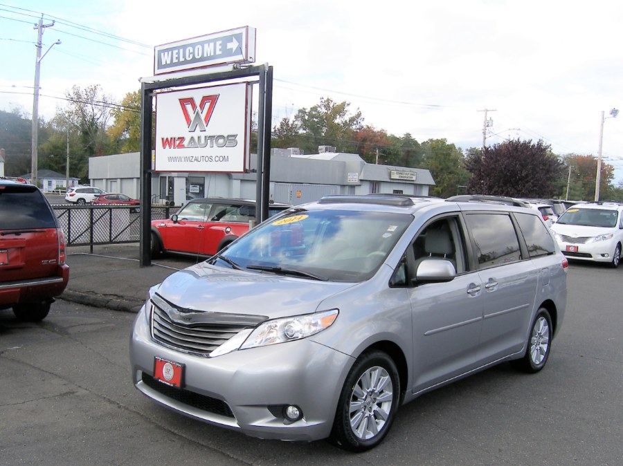 2014 Toyota Sienna 5dr 7-Pass Van V6 XLE AWD (Natl), available for sale in Stratford, Connecticut | Wiz Leasing Inc. Stratford, Connecticut