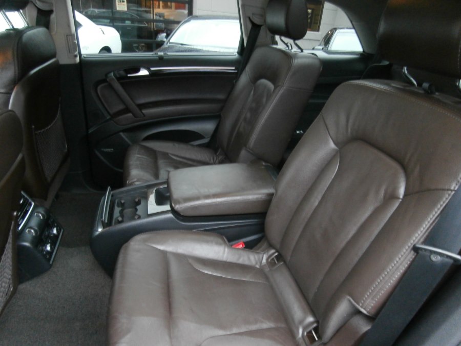 2007 Audi Q7 quattro 4dr 4.2L Premium, available for sale in Waterbury, Connecticut | Jim Juliani Motors. Waterbury, Connecticut 2007 Audi Q7 quattro 4dr 4.2L Premium, available for sale in Waterbury, Connecticut | Jim Juliani Motors. Waterbury, Connecticut