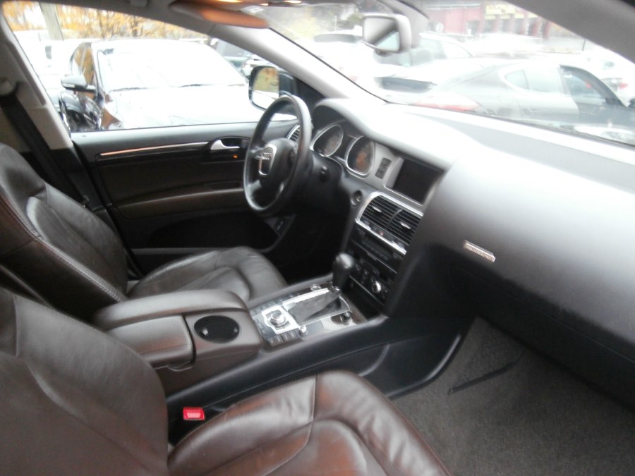 2007 Audi Q7 quattro 4dr 4.2L Premium, available for sale in Waterbury, Connecticut | Jim Juliani Motors. Waterbury, Connecticut 2007 Audi Q7 quattro 4dr 4.2L Premium, available for sale in Waterbury, Connecticut | Jim Juliani Motors. Waterbury, Connecticut