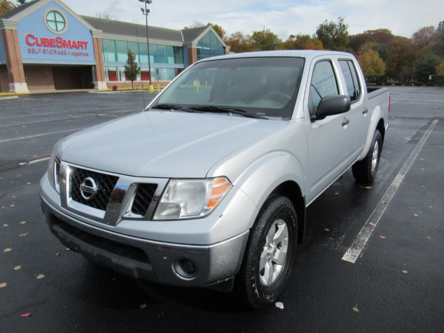 2009 Nissan Frontier 4WD Crew Cab SWB Auto SE, available for sale in New Britain, Connecticut | Universal Motors LLC. New Britain, Connecticut