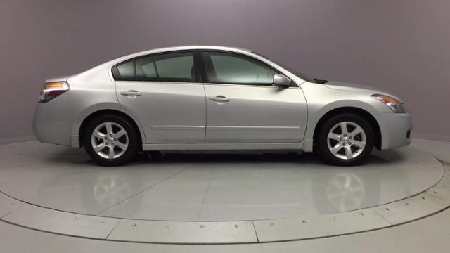 2009 Nissan Altima 4dr Sdn I4 CVT 2.5 S, available for sale in Naugatuck, Connecticut | J&M Automotive Sls&Svc LLC. Naugatuck, Connecticut 2009 Nissan Altima 4dr Sdn I4 CVT 2.5 S, available for sale in Naugatuck, Connecticut | J&M Automotive Sls&Svc LLC. Naugatuck, Connecticut