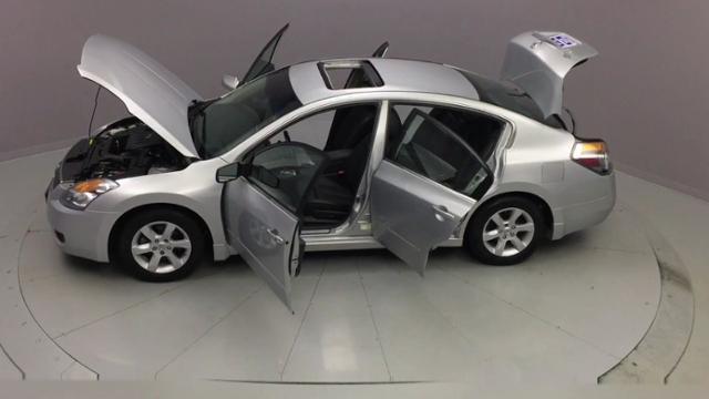2009 Nissan Altima 4dr Sdn I4 CVT 2.5 S, available for sale in Naugatuck, Connecticut | J&M Automotive Sls&Svc LLC. Naugatuck, Connecticut 2009 Nissan Altima 4dr Sdn I4 CVT 2.5 S, available for sale in Naugatuck, Connecticut | J&M Automotive Sls&Svc LLC. Naugatuck, Connecticut
