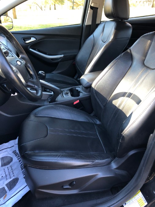 2013 Ford Focus 4dr Sdn SE, available for sale in Lyndhurst, New Jersey | Cars With Deals. Lyndhurst, New Jersey 2013 Ford Focus 4dr Sdn SE, available for sale in Lyndhurst, New Jersey | Cars With Deals. Lyndhurst, New Jersey