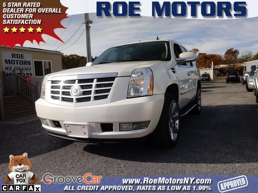 2007 Cadillac Escalade AWD 4dr, available for sale in Shirley, New York | Roe Motors Ltd. Shirley, New York