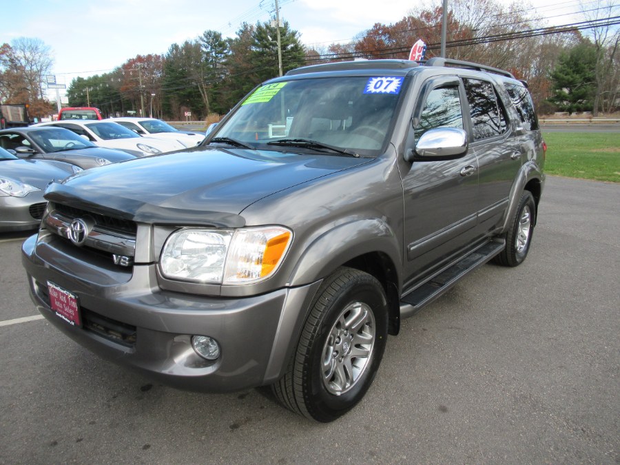 2007 Toyota Sequoia 4WD 4dr Limited (Natl), available for sale in South Windsor, Connecticut | Mike And Tony Auto Sales, Inc. South Windsor, Connecticut
