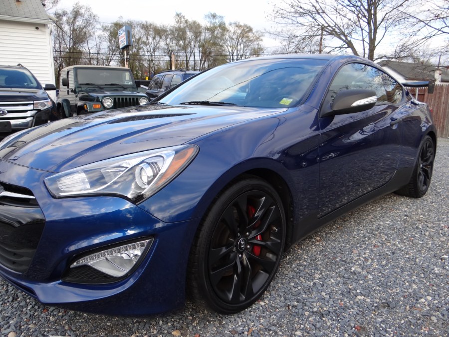 2016 Hyundai Genesis Coupe 2dr 3.8L Man R-Spec, available for sale in West Babylon, New York | SGM Auto Sales. West Babylon, New York