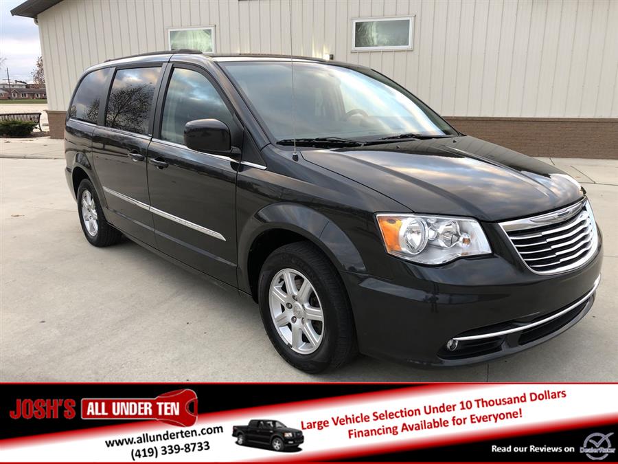2012 Chrysler Town & Country 4dr Wgn Touring, available for sale in Elida, Ohio | Josh's All Under Ten LLC. Elida, Ohio