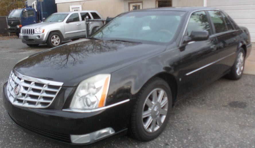 2006 Cadillac DTS 4dr Sdn w/1SC, available for sale in Patchogue, New York | Romaxx Truxx. Patchogue, New York