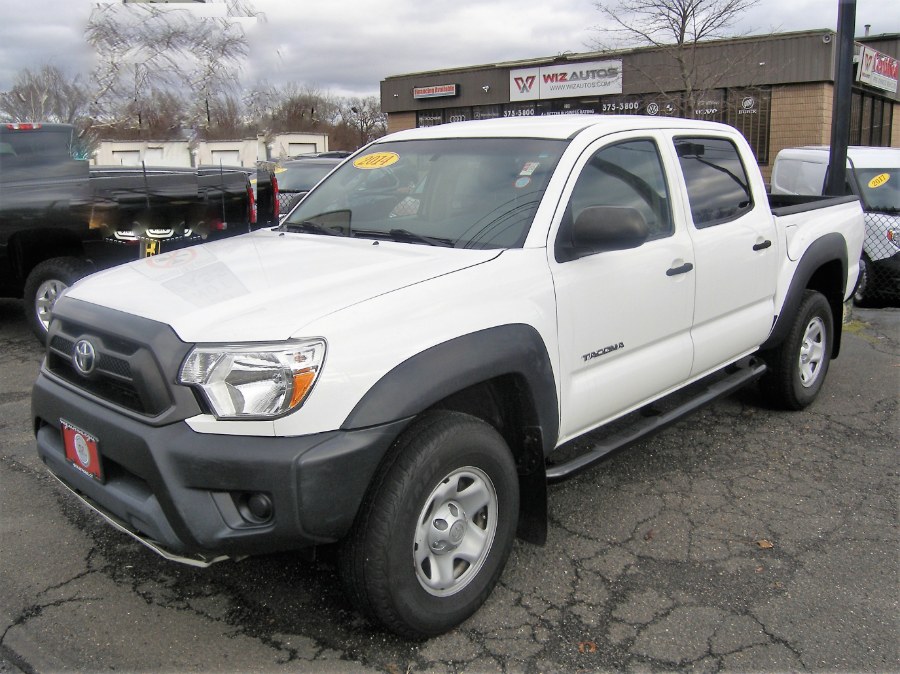 2014 Toyota Tacoma 4WD Double Cab V6 AT (Natl), available for sale in Stratford, Connecticut | Wiz Leasing Inc. Stratford, Connecticut