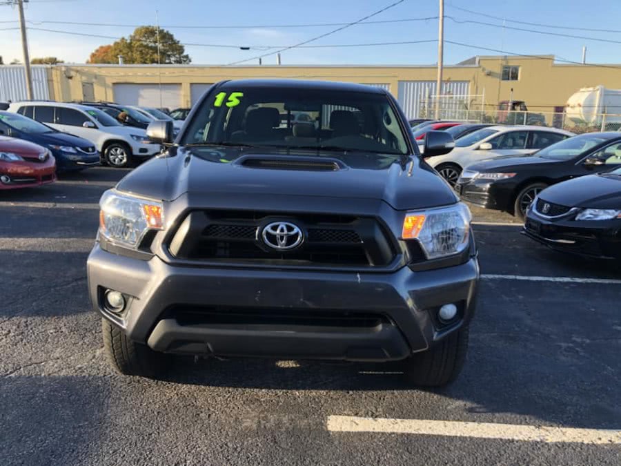 2015 Toyota Tacoma 4WD Double Cab V6 AT (Natl), available for sale in Brockton, Massachusetts | Capital Lease and Finance. Brockton, Massachusetts