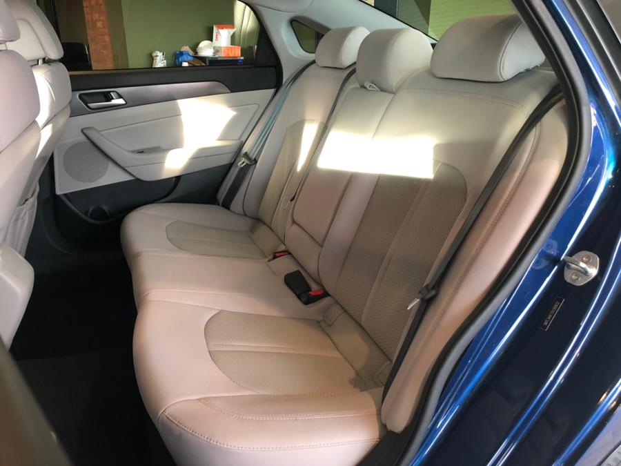 2016 Hyundai Sonata 4dr Sdn 2.4L Sport, available for sale in West Hartford, Connecticut | AutoMax. West Hartford, Connecticut 2016 Hyundai Sonata 4dr Sdn 2.4L Sport, available for sale in West Hartford, Connecticut | AutoMax. West Hartford, Connecticut