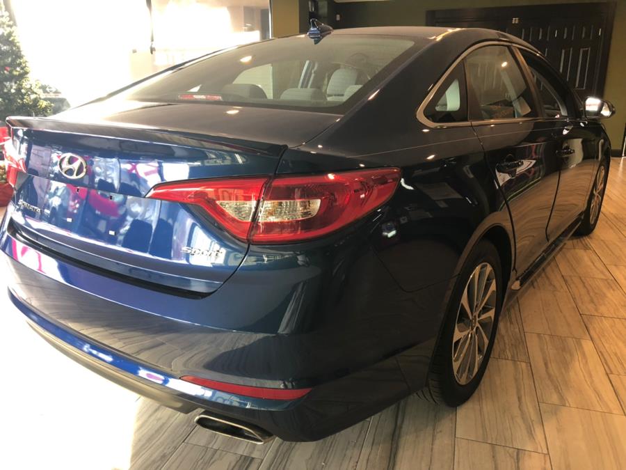 2016 Hyundai Sonata 4dr Sdn 2.4L Sport, available for sale in West Hartford, Connecticut | AutoMax. West Hartford, Connecticut 2016 Hyundai Sonata 4dr Sdn 2.4L Sport, available for sale in West Hartford, Connecticut | AutoMax. West Hartford, Connecticut