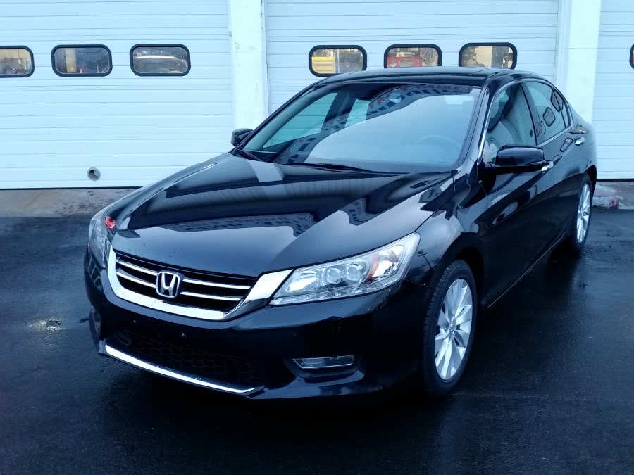 Used Honda Accord Sdn 4dr V6 Auto Touring 2013 | Action Automotive. Berlin, Connecticut