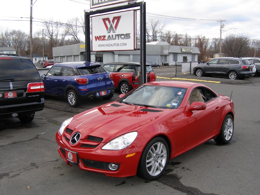2009 Mercedes-Benz SLK-Class 2dr Roadster 3.0L, available for sale in Stratford, Connecticut | Wiz Leasing Inc. Stratford, Connecticut