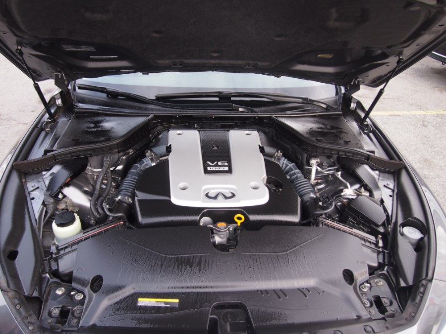 2015 Infiniti Q50 4dr Sdn AWD Premiun, available for sale in Worcester, Massachusetts | Hilario's Auto Sales Inc.. Worcester, Massachusetts 2015 Infiniti Q50 4dr Sdn AWD Premiun, available for sale in Worcester, Massachusetts | Hilario's Auto Sales Inc.. Worcester, Massachusetts