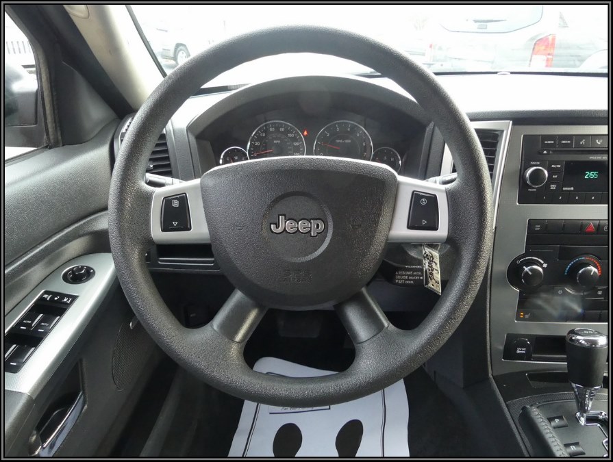 2009 Jeep Grand Cherokee 4WD 4dr Laredo, available for sale in Huntington Station, New York | My Auto Inc.. Huntington Station, New York 2009 Jeep Grand Cherokee 4WD 4dr Laredo, available for sale in Huntington Station, New York | My Auto Inc.. Huntington Station, New York