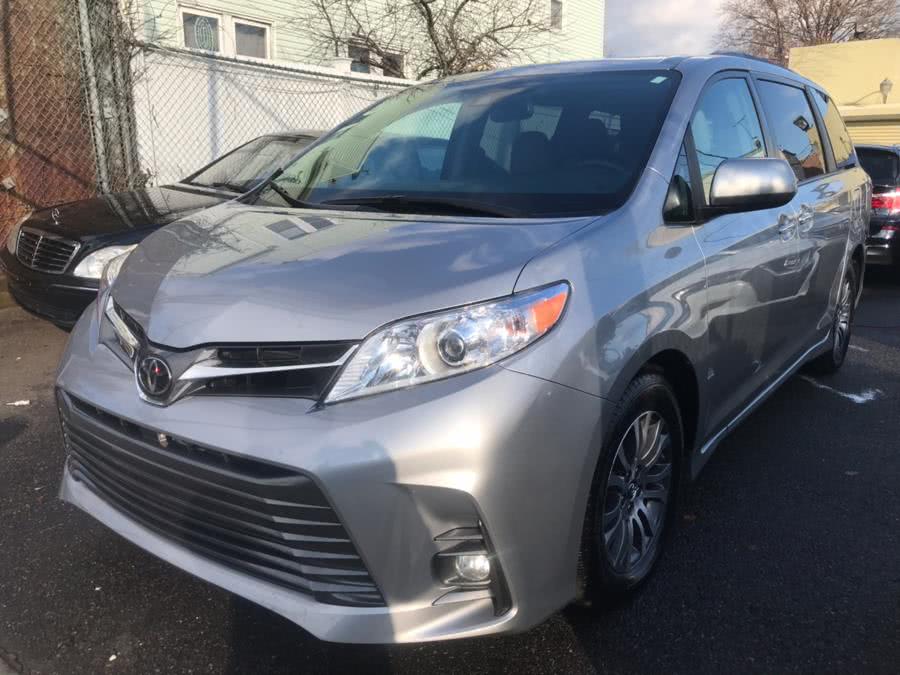 2018 Toyota Sienna XLE Auto Access Seat FWD 7-Passenger (Natl), available for sale in Jamaica, New York | Sunrise Autoland. Jamaica, New York