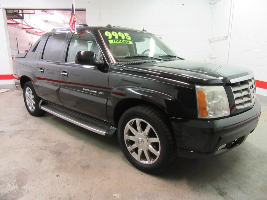 2004 Cadillac Escalade EXT 4dr AWD, available for sale in Little Ferry, New Jersey | Royalty Auto Sales. Little Ferry, New Jersey