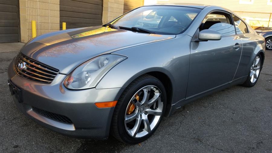 2004 Infiniti G35 Coupe 2dr Cpe Auto w/Leather, available for sale in Stratford, Connecticut | Mike's Motors LLC. Stratford, Connecticut